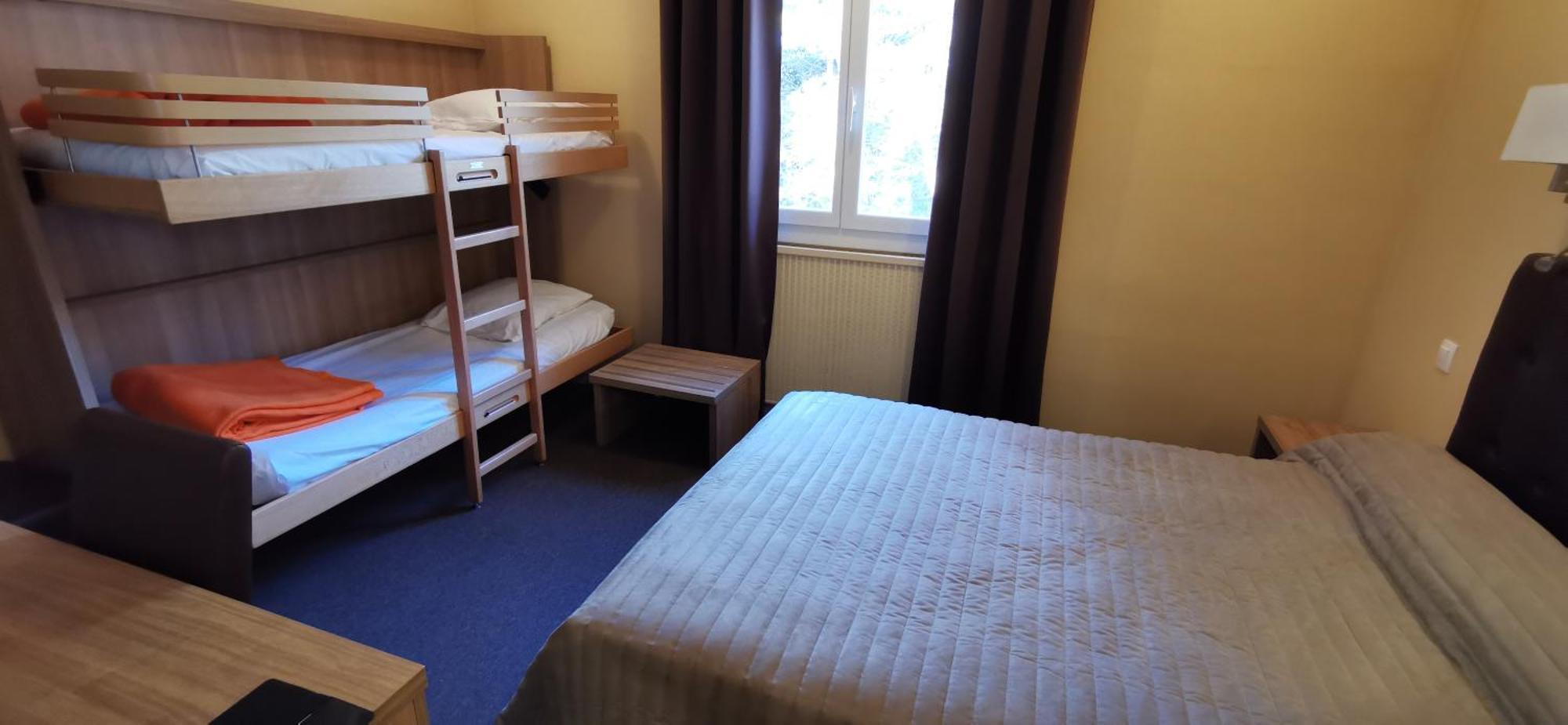 Hotel Le Valaurie Saint-Nazaire  Eksteriør billede